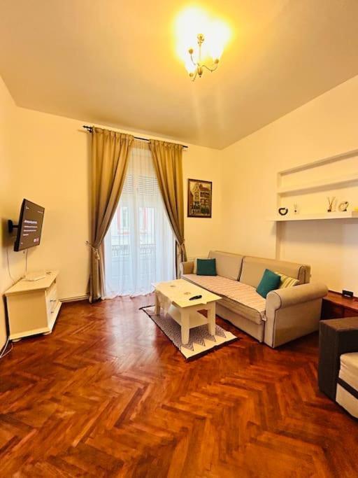 Hidden Gem In The Old Town Apartment Timişoara Exterior foto